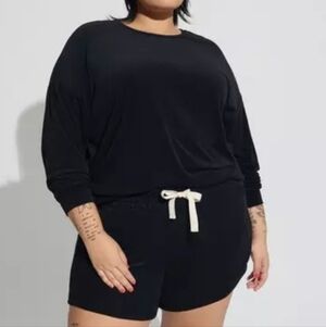 NEW Torrid Terry Beach Black Sweatshirt Size 5 NWT